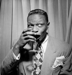 eccentricks:  Nat King Cole, 1948. 