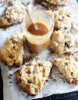 fullcravings:  Roasted Pear and Chocolate Chip Scones with Salted