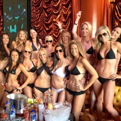 meanwhileinvegas:  We survived the Vegas bachelorette weekend!