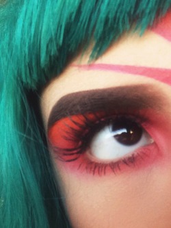 vivxvx:  Good Bowie makeup pics from my phone & my camera!!⚡️