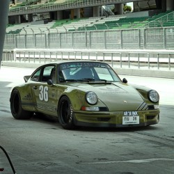radracerblog: Porsche 964 RWB