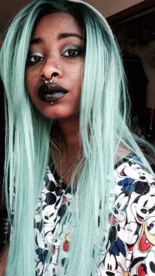 sensorydetails:  septum ring large & in charge