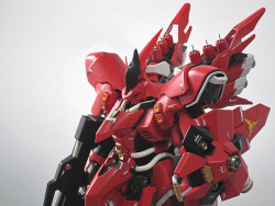 aniplamo:  1/144 HGUC Neo- Sazabi Kitbashby   doru  Kits Used:HG