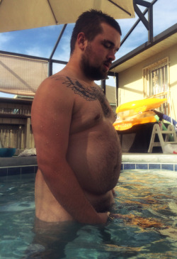 kabutocub:  Had a little pool time with Logan (ravenclawcore)