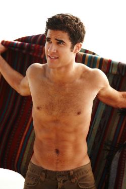 hot4hairy:  Darren Criss (Blaine from TV show Glee)  H O T 4 H