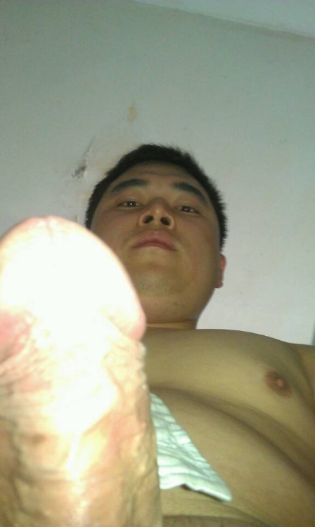 gzbearjk:  Young Bear Showing His Cock in a Break of Work