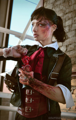 cosplayblog:  Booker DeWitt (genderbent version) from Bioshock