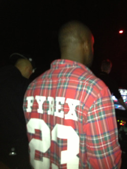 irregularliving:  Pyrex wearing Pyrex. 