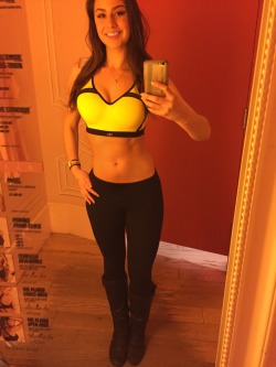 Submit your own changing room pictures now! Victoria’s