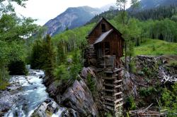 destroyed-and-abandoned:  Abandoned Mill, Crystal Ghost Town,