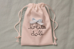 lavenderlolitababy:le petit sac - custom embroidered petite drawstring