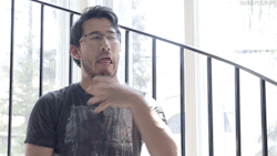 markipliergifs:  #those shoes with that outfit?