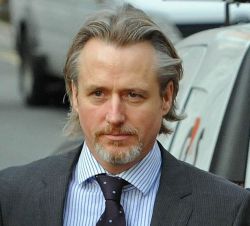 bananacelebs:  Linus Roache frontal nude and sexy scenes  Source: