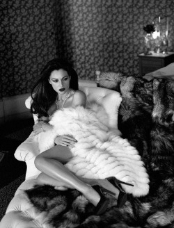 thefashionatelier:  Monica Bellucci photographed by Norman Jean