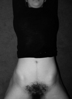 preferablyreal:  Spectacular natural pubes Preferably Real -