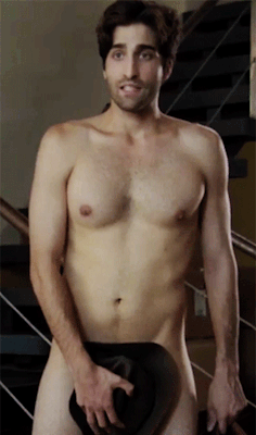 hotmal3celebrities:Joey Bicicchi in The Layover.