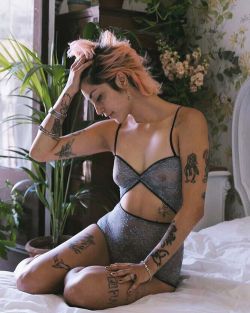anielaparys:  New collection coming soon 🌿@carla_step AnielaParys.com
