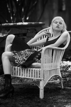 senyahearts:  Ola Rudnicka in “French Dream” for Vogue China,