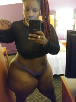 judythickums66:  judythickums66:  Who gone steal my pix????…fellas