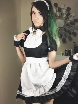 bionic-angel:  Gotta turn this into a French maid Nidalee cosplay
