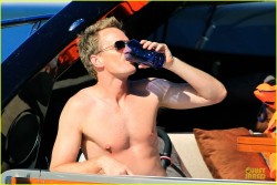 Male Celebrity Pits