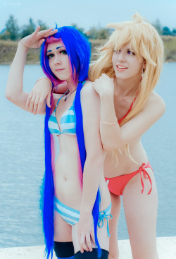 dirty-gamer-girls:  Panty and Stocking with Garterbelt cosplay