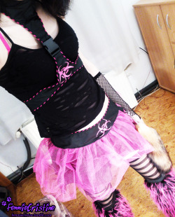 My sexy raver dance wear outfit with kitty tails on my side! 