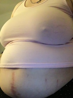 samanthavanity83:  Outgrowing jammies!!