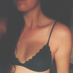 passionateexistence:  Décolletage 2, also my hair is so long