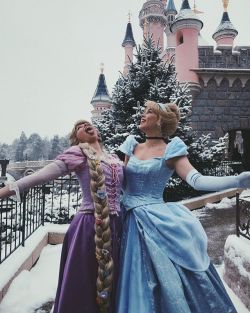disneyfcs: Rapunzel & Cinderella - 01/2019 naomibowring 
