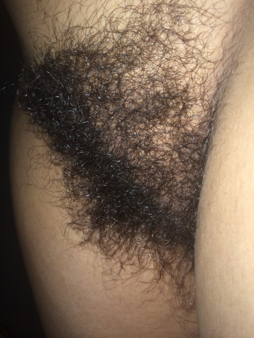 freefish54:  lovesithairy:  nevershaveyourbush:  I donâ€™t care what no one says but hairy pussy is the fucking best bro!  Big Bush time  ooooooo yessssss  fucking best! fucking hot!