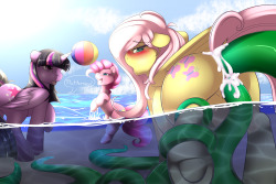 If those tentacles fill fluttershy anymore sompony’s going