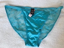man-in-panties:  77intimo:Victoria’s Secret satin and lace