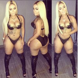 worldstarhoney:  Photo at Yeah I Luv Dem Strippers Bitches Freaking