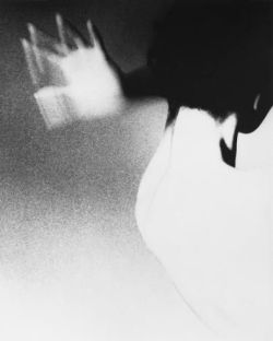 sentimental-obsessions:    LILLIAN BASSMAN Barbara Mullen, New