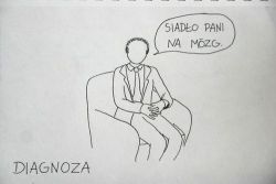 Mimo wszystko, uśmiecha się najlepiej jak potrafi.