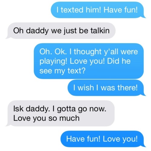 gibby666:  (Â½) Princess had fun with her friend early this morning (8/22). This group of texts ends when they started playing. ddygrl