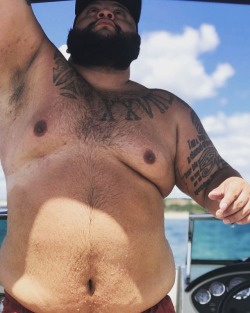 osomajor67:  Big boy on a boat 🚣‍♀️  (at On a boat in