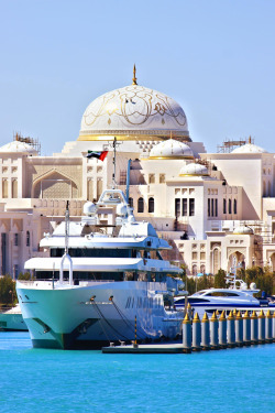 captvinvanity:  MY ABU DHABI | Photographer