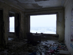 yahoonewsphotos:  Inside the ruins of Detroit As Detroit navigates