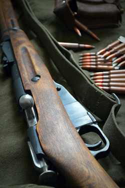 45-9mm-5-56mm:  Mosin Nagant by pyzik200 on Flickr.