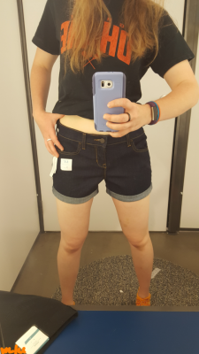 worthlesslittle:  Lil bit self conscious about new short shorts