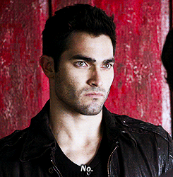 alphalewolf:  Me socializing.  