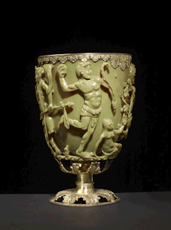 coolartefact:  Roman Lycurgus Cup is a 1,600-year-old jade green