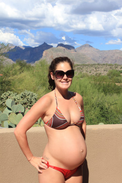  More pregnant videos and photos:  Pregnant MILF Anal Threeway