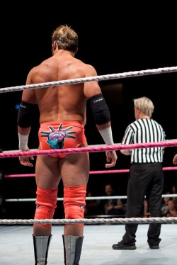 wwestinkfacestories:  Zack’s booty 