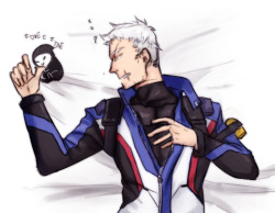 shokujin-shot:  Nap time after a long mission ~ 