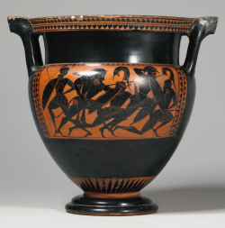 archaicwonder:  Herakles vs The Amazons  This Attic black-figured