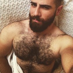 beardburnme:“WET 💦” by @vacheguevara on Instagram http://ift.tt/1SzJFL1