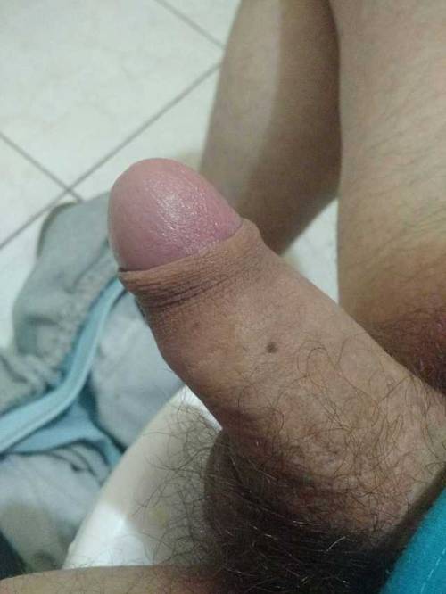 chubbycl:  Noche de lluvia una rica paja  Hot Chilean chubby and his hot uncut cock! 